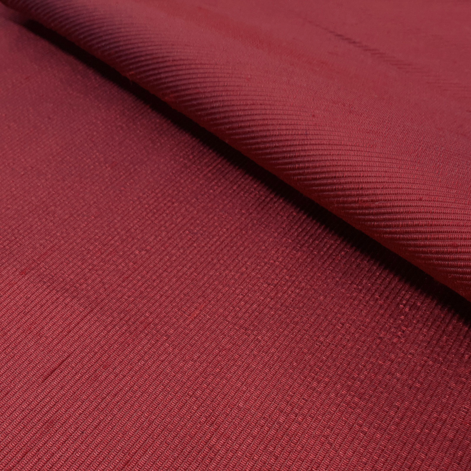 Sahco® B069 - Estofos e tecido decorativo - 100% seda - Ruby